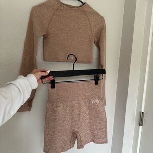 White fox workout set